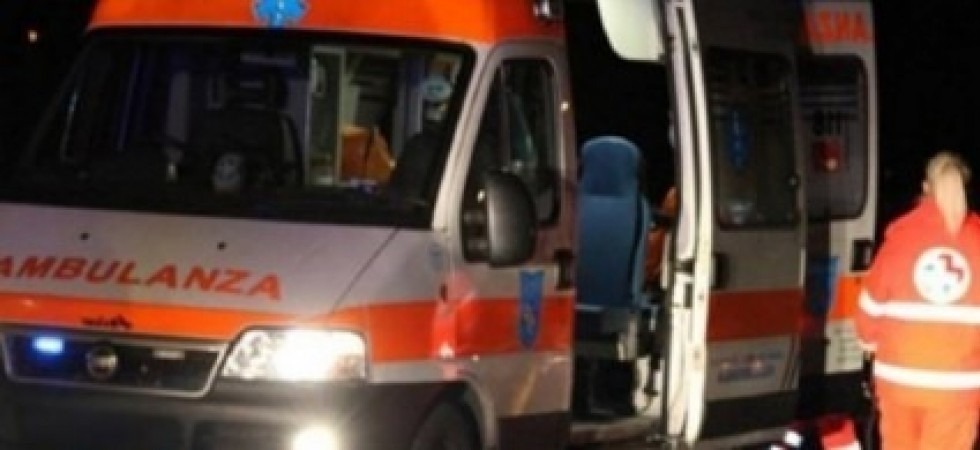 Attraversa sulle strisce e viene investito a Rovereto: gravissimo un 40enne ricoverato al Santa Chiara